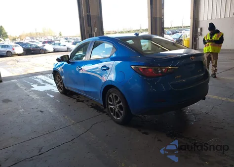 2019 Toyota Yaris Xle из США, поврежденный, VIN 3MYDLBYV7KY514152